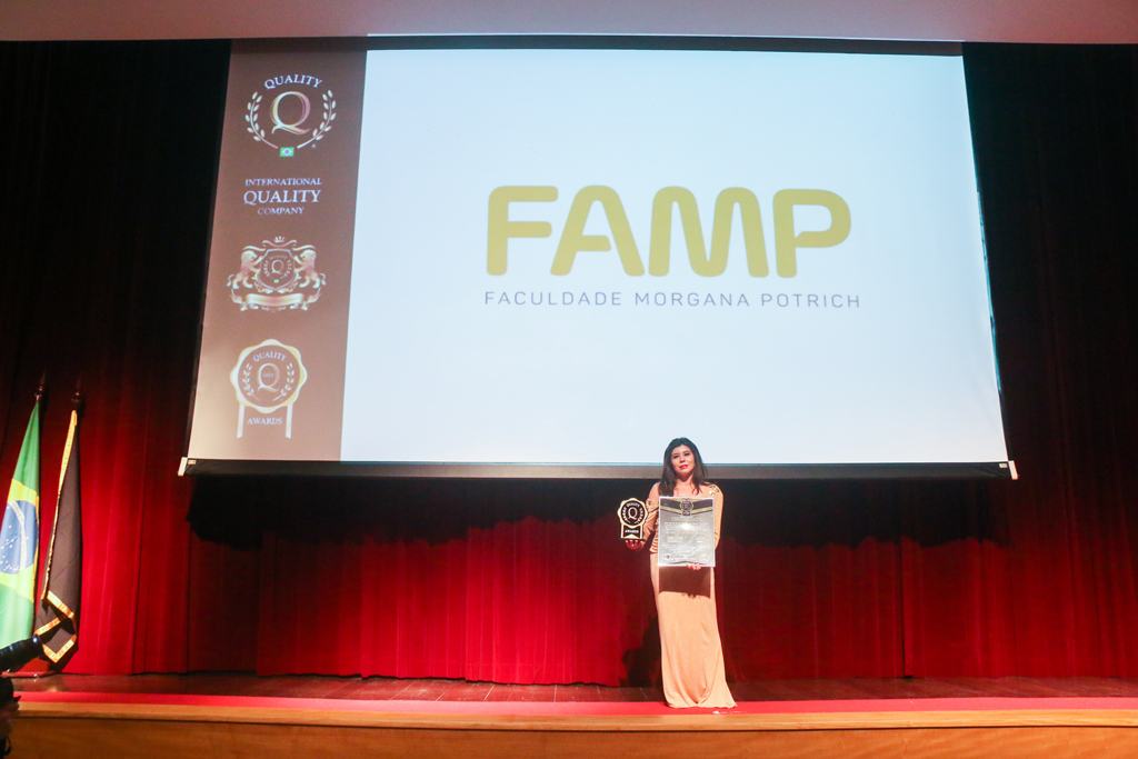 Quality Awards 2021 e Certificado 2 - Faculdade FAMP.